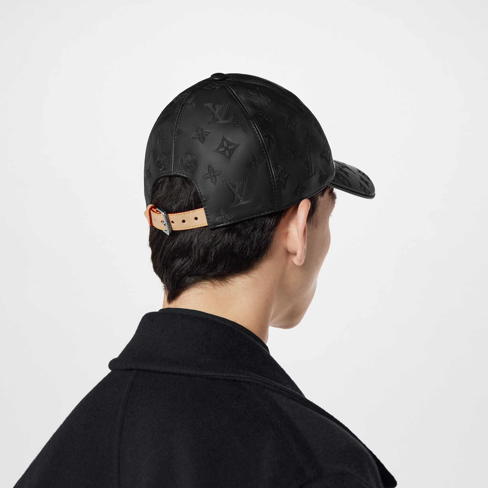 Monogram Shadow Cap S00 - Accessories M76581 | LOUIS VUITTON